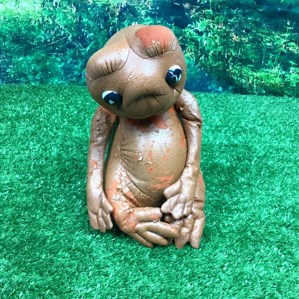 Kamar Original Vintage 1982 E.T. Plush Toy Collectible Doll